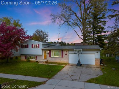 9072 Chesterfield Dr