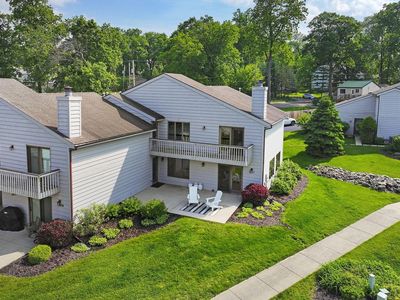 1611 Westbank CIRCLE