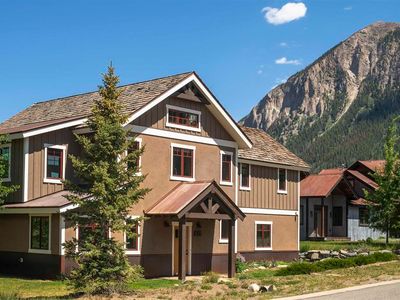 137 Larkspur Loop