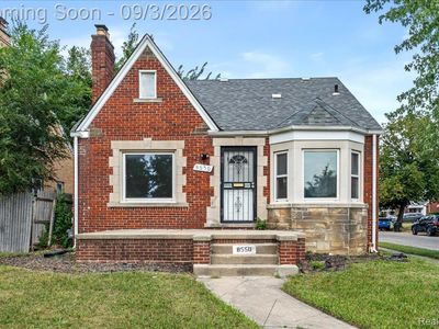 8550 W Outer Dr