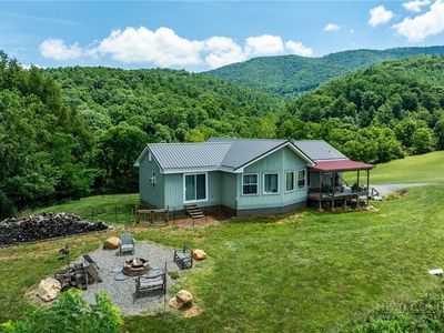 1131 Dug Hill Road