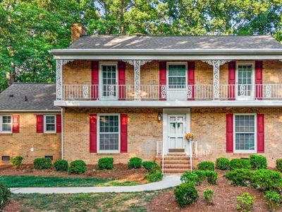 508 Leawood Dr