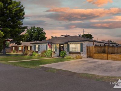 3408 W Circle Dr