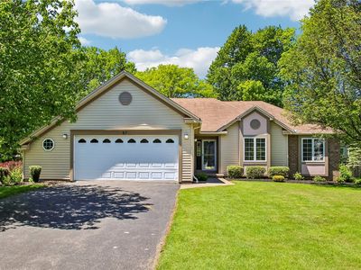 87 Collenton Dr