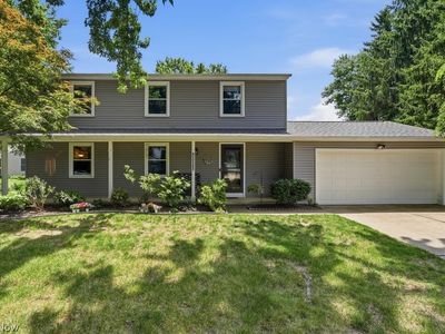 Property at 187 Fox Run Dr, Munroe Falls, OH