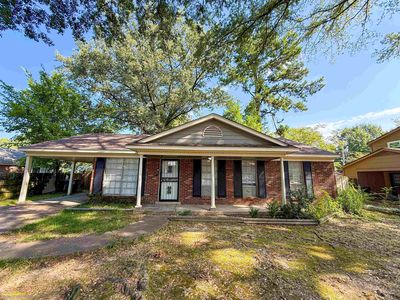 5104 Christopher Ave