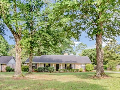 3441 Woodard Dr