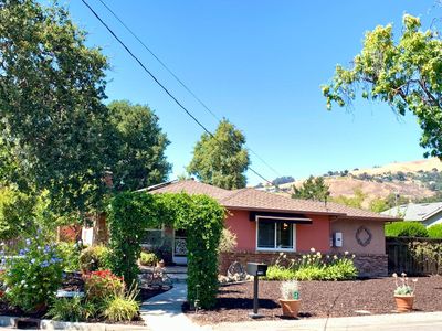 4001 Golf Dr
