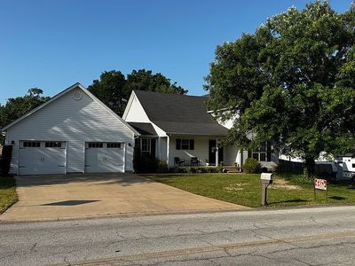202 Briarbrook Dr