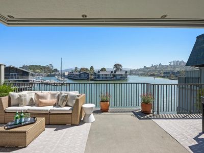 6 Greenwood Cove Dr APT C
