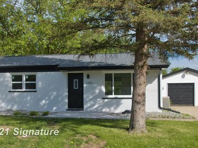 1245 E Outer Dr