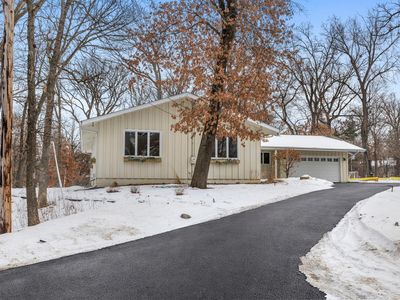 Property at 21 N Oaks Rd, North Oaks, MN