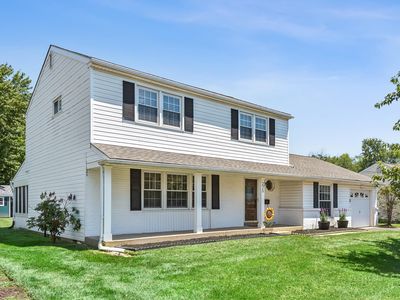 275 Waverly Rd