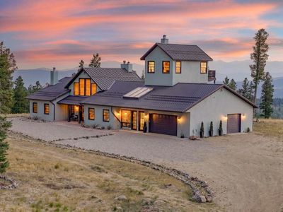 230 Hinz Dr