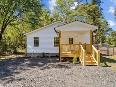 215 Weaver Rd
