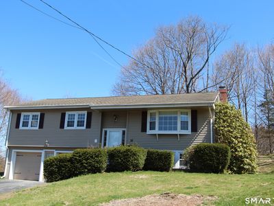 32 Lexington Circle