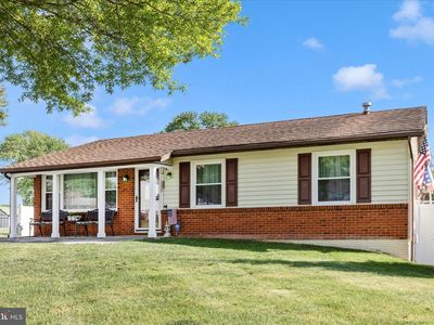 3895 Gibbons Rd