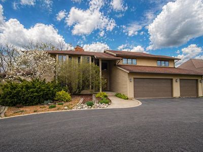 732 Royal Dublin Ln
