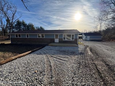 215 Meade Springs Rd