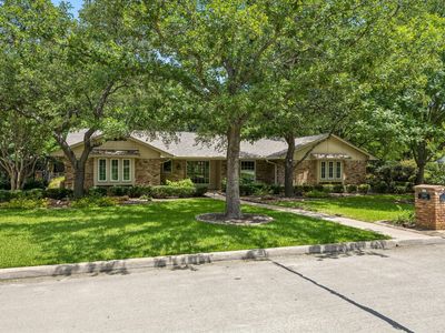 5300 Elm St