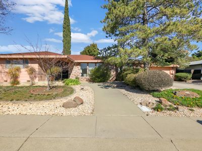 1581 Valley View Dr