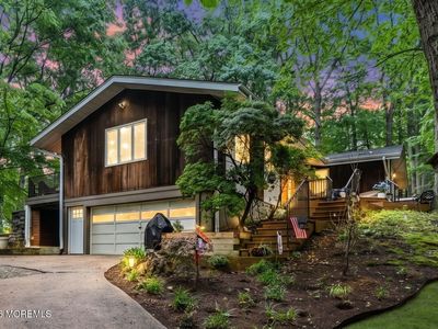 12 Georjean Drive