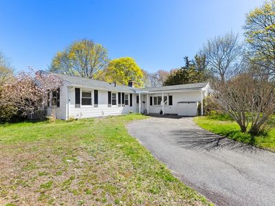 52 Coolidge Rd