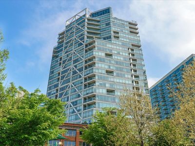 510 W Erie St #805