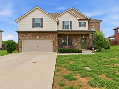 567 Larkspur Dr