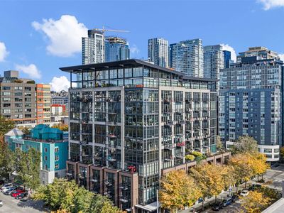 2720 3rd Avenue #605