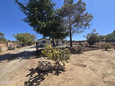 4102 Pearblossom Hwy