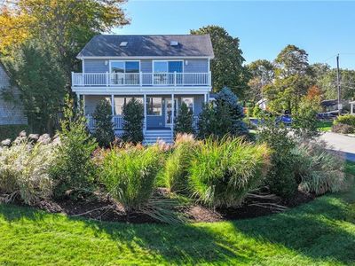 190 Charlotte Dr