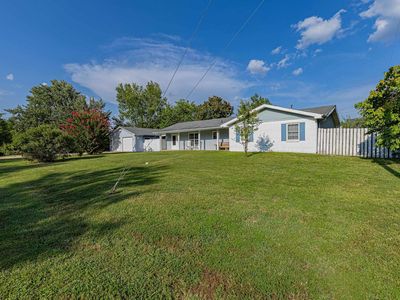 725 Summerhill Dr