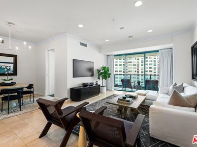 10490 Wilshire Blvd APT 802