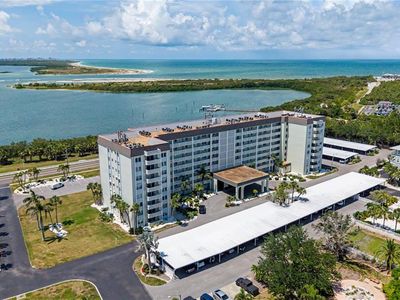 9 Forbes Pl APT 205