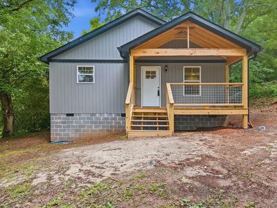 Property at 1001 Colerain St, Lafayette, GA