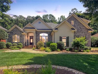 917 Redleafe Cir