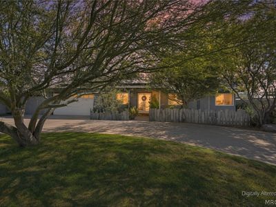 1320 Beaumont Ave