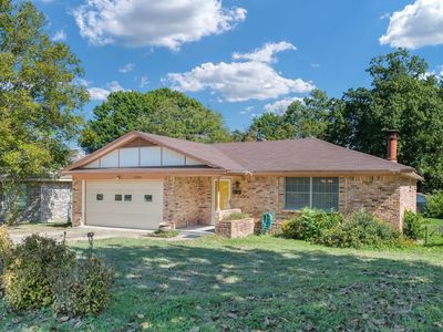 2334 Rockyglen Dr