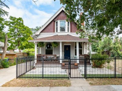 1620 Dallas Street