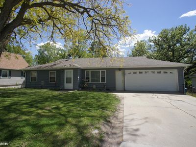 612 Lincoln Dr
