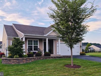 42 Cambridge Ln
