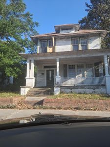 1955 Russell St