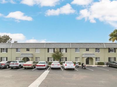 525 Conway Rd APT 204