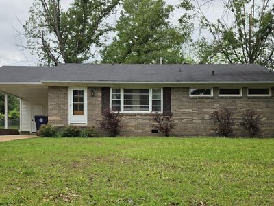 1909 Magnolia Cir