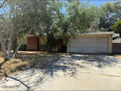 Property at 1150 W Avenue J14, Lancaster, CA
