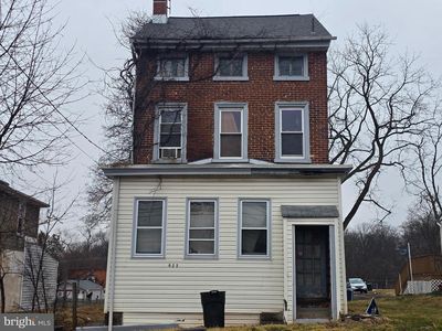 623 Bridge St
