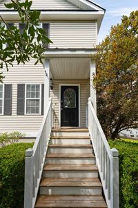 815 Harbor Place Dr