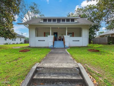 518 S Massachusetts St