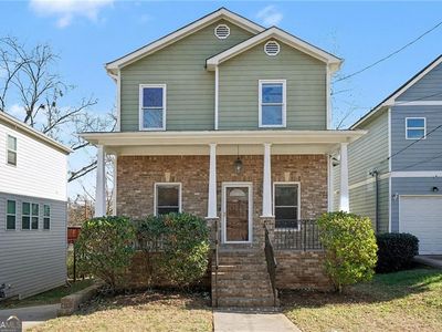 976 Connally St SE
